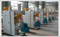 為大連機(jī)車(chē)提供的 中頻逆變固定式焊機(jī)