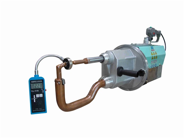 壓力儀在C型焊槍上測試壓力
