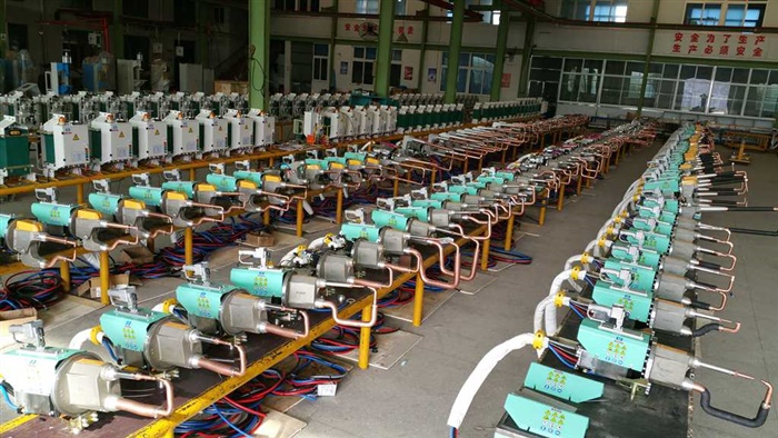 為黃海汽車(chē)提供的一體化焊槍