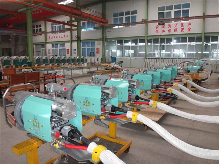 中頻一體化焊槍