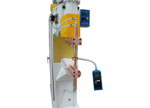 壓力儀在固定焊機上測試壓力